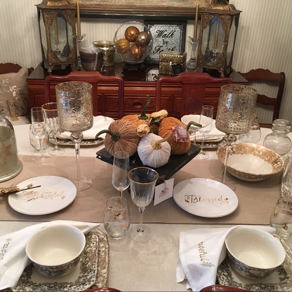 Meet your Posher, Pam - Picture 2 of 6